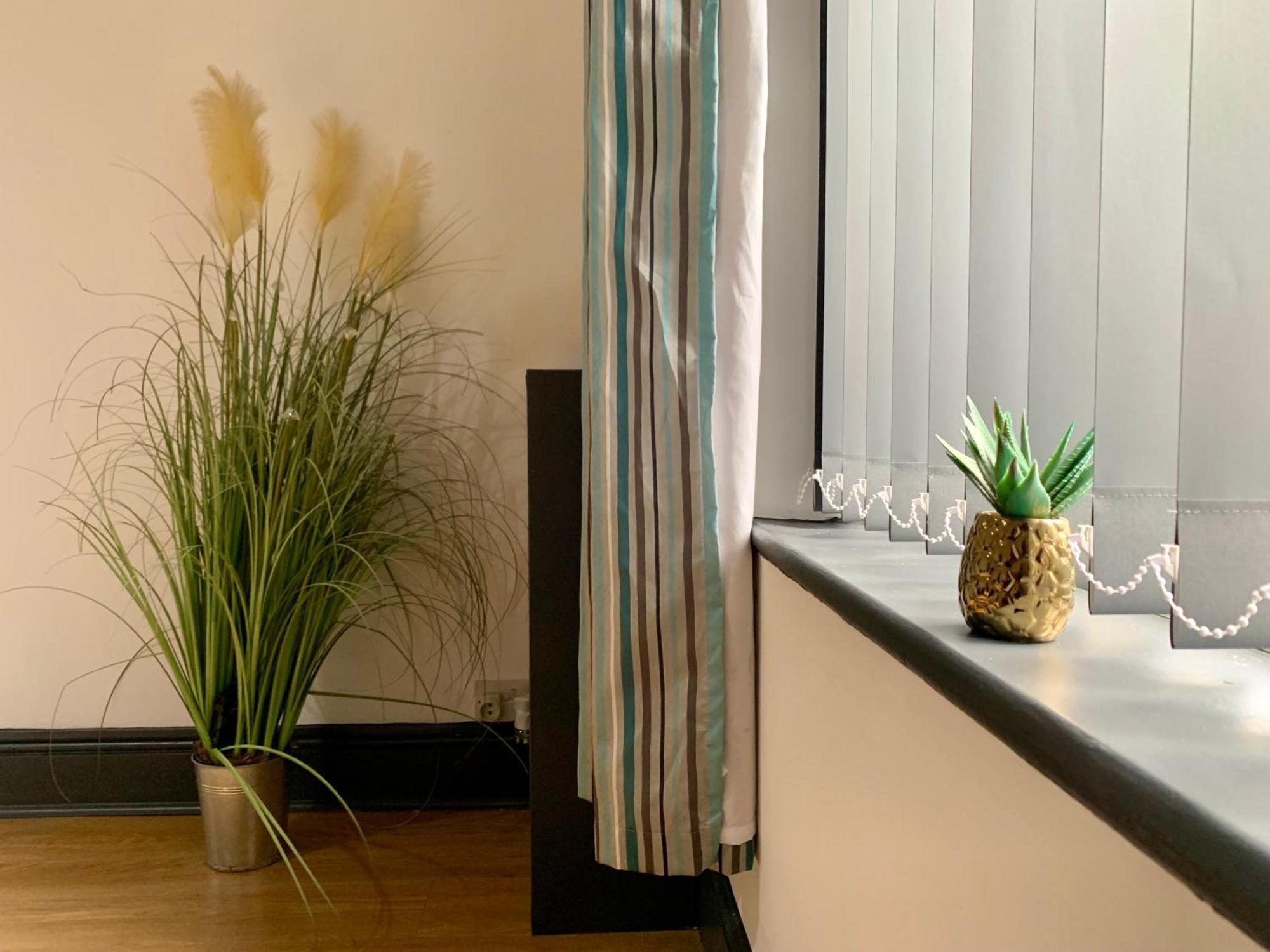 Cheerful - 3 Bed - Serviced Accommodation - In Heart Of Northumberland - Sleeps 6 Bebside المظهر الخارجي الصورة