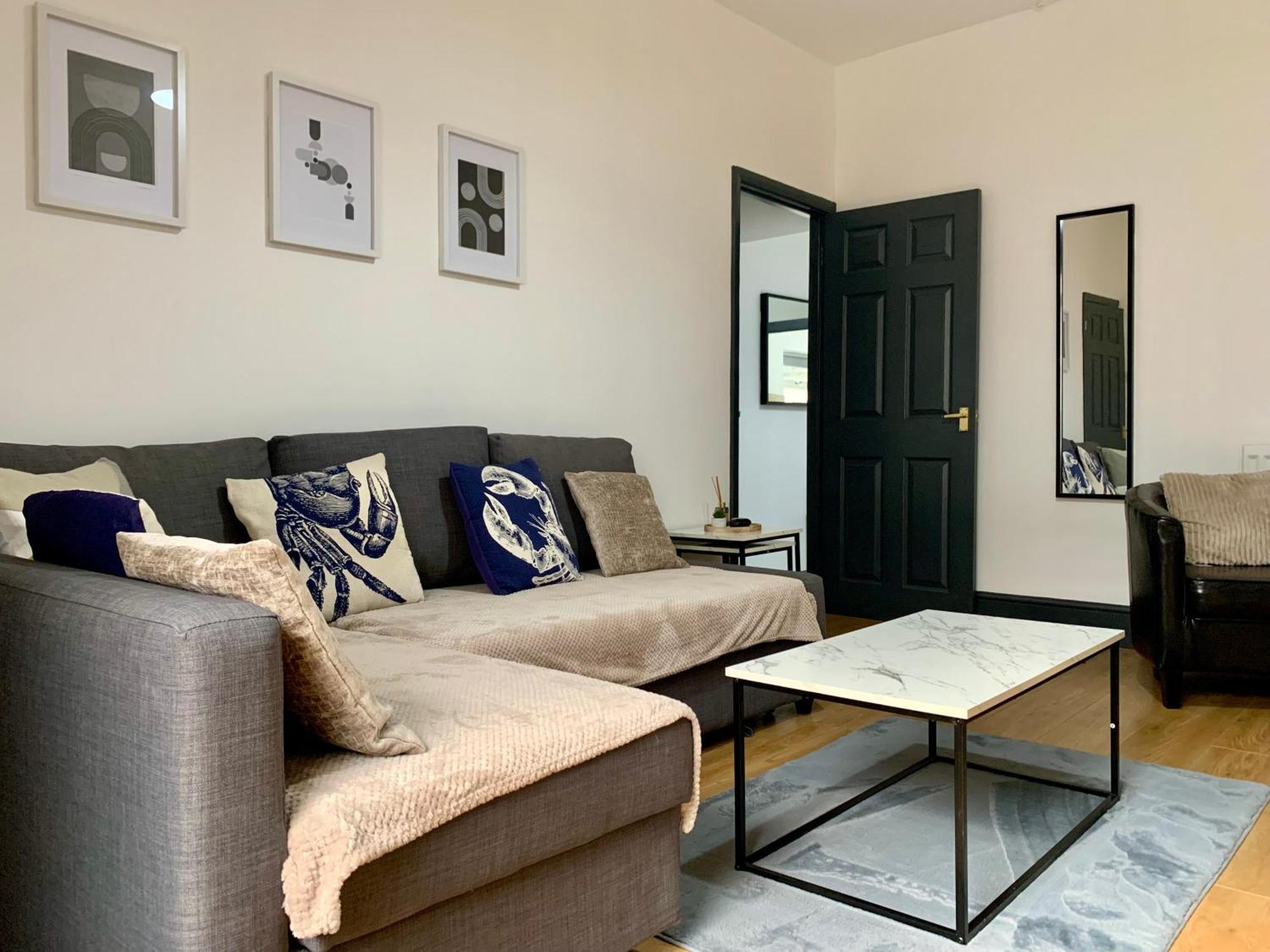 Cheerful - 3 Bed - Serviced Accommodation - In Heart Of Northumberland - Sleeps 6 Bebside المظهر الخارجي الصورة